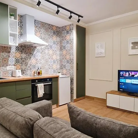 2V1 - Center Apartment 4 Tirana Exterior photo